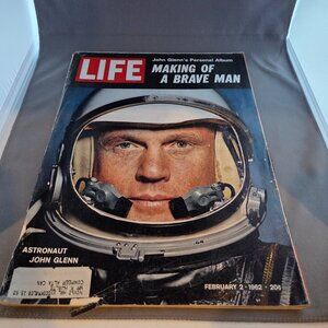LIFE Magazine Feb 2 1962 John Glenn NASA Astronaut Space Race Vintage